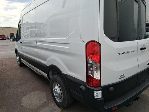 2025 Ford Transit-250 148 WB Medium Roof Cargo