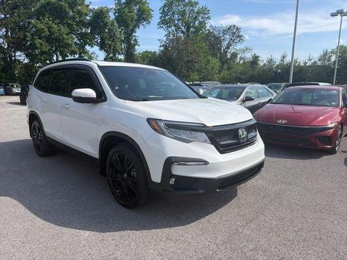 White 2022 Honda Pilot Black Edition
