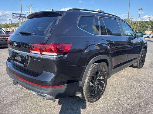 2023 Volkswagen Atlas 3.6L SE w/Technology