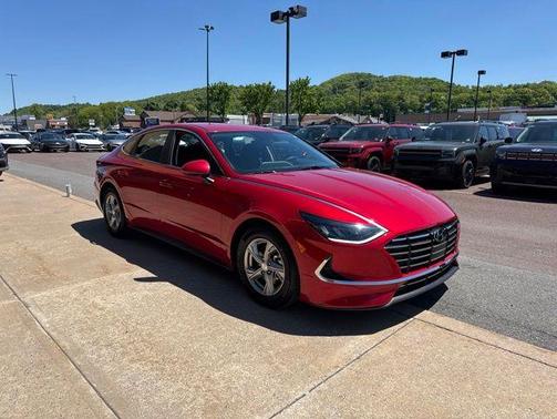 Calypso Red 2022 Hyundai SONATA SE