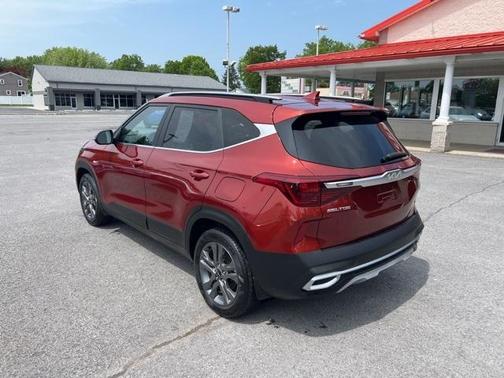 2022 Kia Seltos S