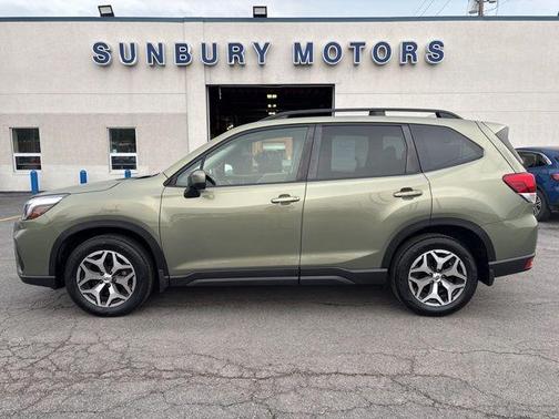 2020 Subaru Forester Premium