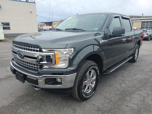 Photo 1 of 32 of 2018 Ford F-150 XLT