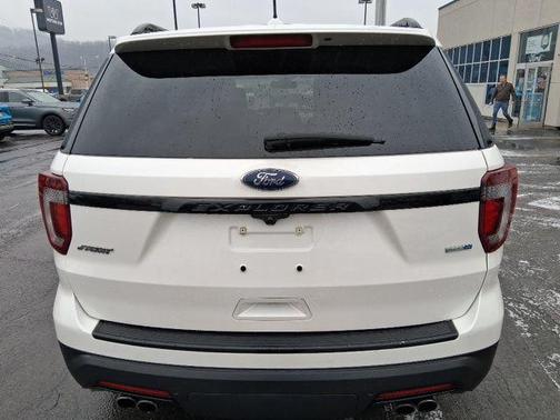 2018 Ford Explorer sport