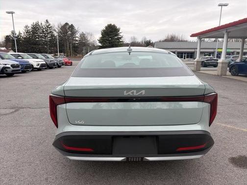 2026 Kia K4 