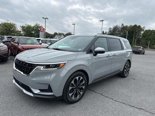 2024 Kia Carnival EX