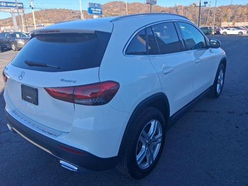 2022 Mercedes-Benz GLA 250 Base 4MATIC
