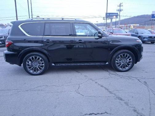 2023 Nissan Armada Platinum