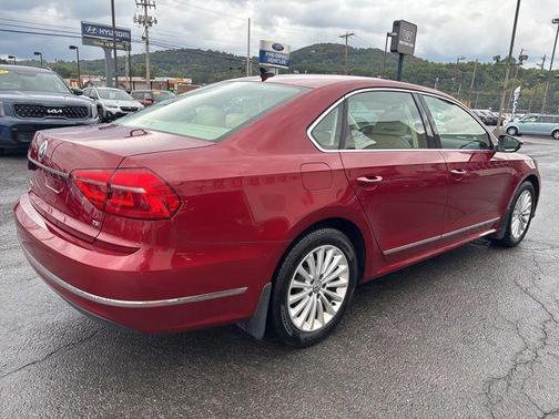 2016 Volkswagen Passat 1.8T SE