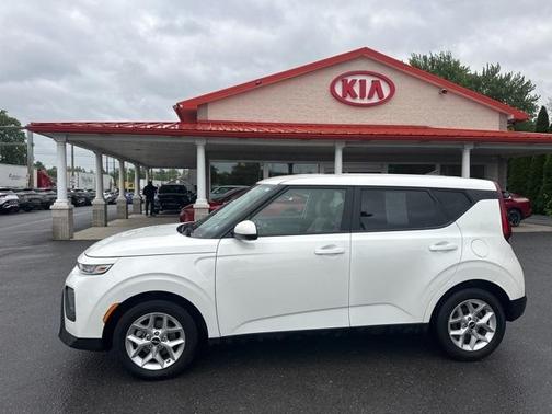 2022 Kia Soul LX