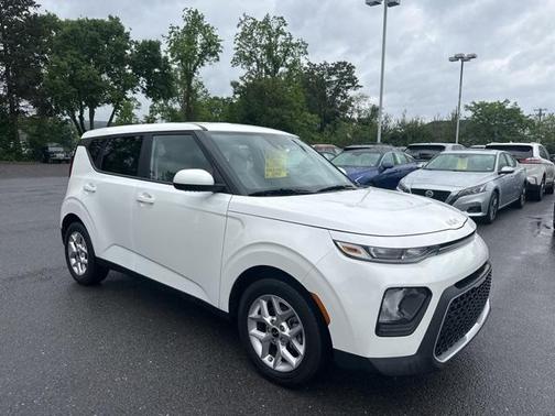 2022 Kia Soul LX