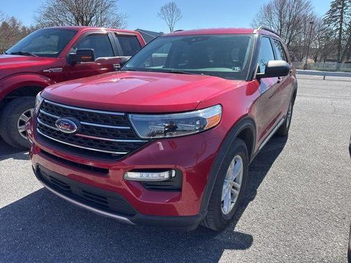Rapid Red Metallic Tinted Clearcoat 2020 Ford Explorer XLT