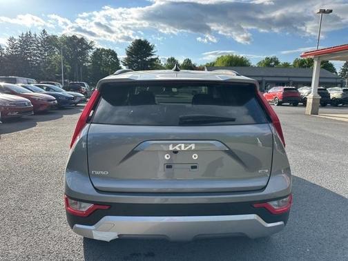 2025 Kia Niro EX