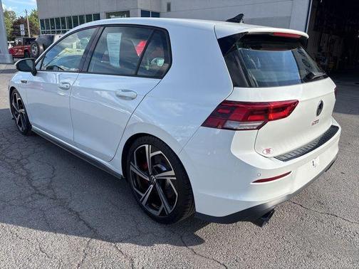 2024 Volkswagen Golf GTI 2.0T SE