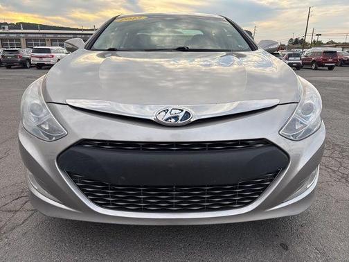 2013 Hyundai SONATA Hybrid Limited
