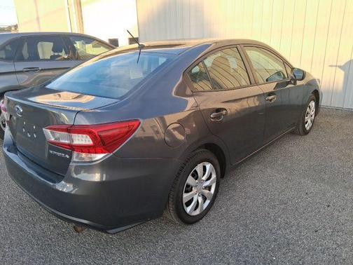 2018 Subaru Impreza 2.0i