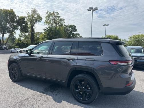 2021 Jeep Grand Cherokee L Laredo