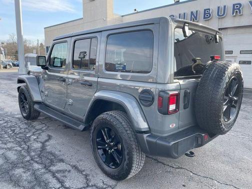 2022 Jeep Wrangler Unlimited Sahara Altitude