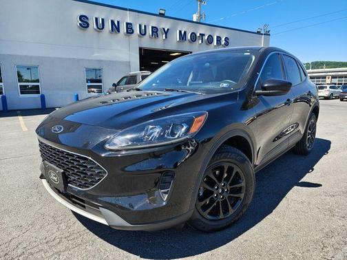 Agate Black Metallic 2020 Ford Escape SE