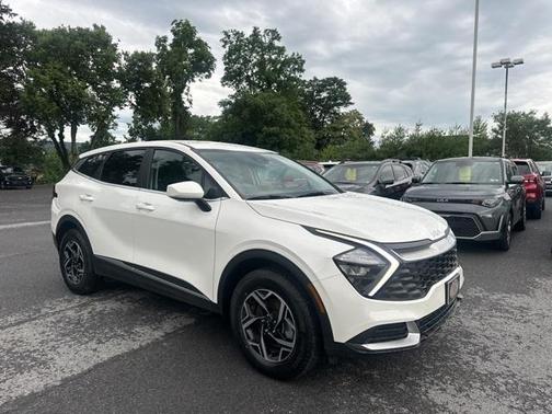 2023 Kia Sportage LX
