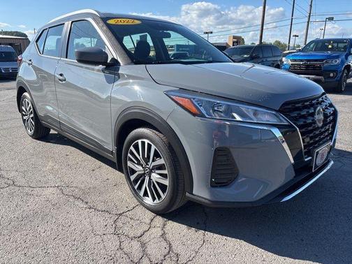 2022 Nissan Kicks SV
