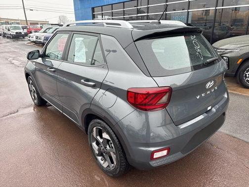 2025 Hyundai VENUE Limited