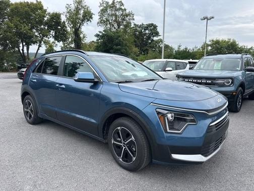 2025 Kia Niro Plug-In Hybrid EX