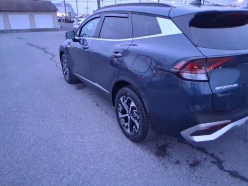 2024 Kia Sportage Hybrid EX