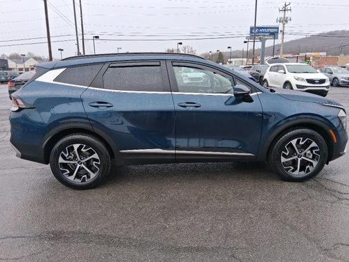 2024 Kia Sportage Hybrid EX