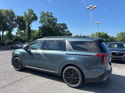 2026 Kia Carnival SX