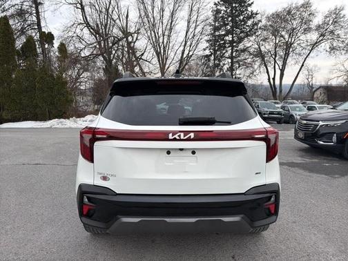 2024 Kia Seltos X-Line
