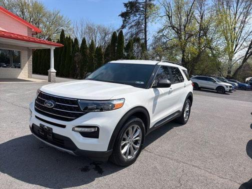 White Metallic 2020 Ford Explorer XLT