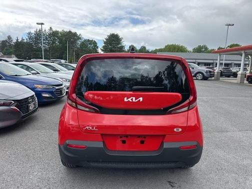 2022 Kia Soul LX