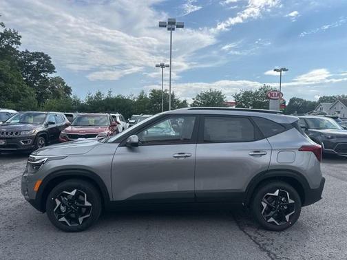2025 Kia Seltos S