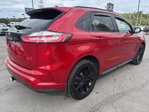 2022 Ford Edge ST Line