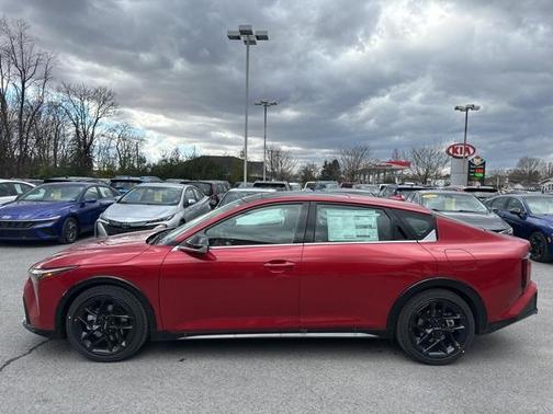 2025 Kia K4 GT-Line Turbo
