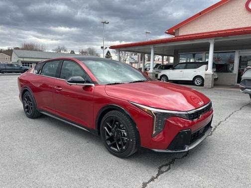2025 Kia K4 GT-Line Turbo