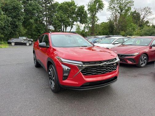 Red 2026 Chevrolet Trax 2RS