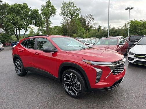 Red 2026 Chevrolet Trax 2RS