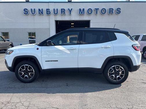 2024 Jeep Compass Trailhawk