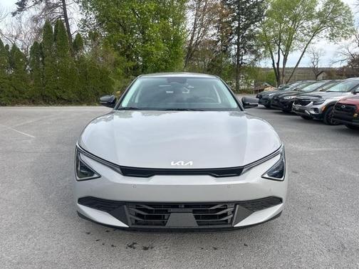 2025 Kia EV6 Light Long Range