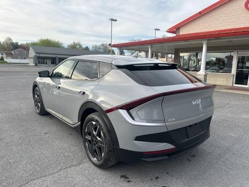2025 Kia EV6 Light Long Range