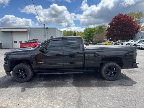 Black 2016 Chevrolet Silverado 1500 LT