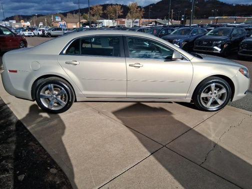 2011 Chevrolet Malibu 1LT