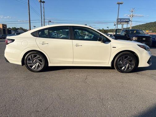 2023 Subaru Legacy Sport
