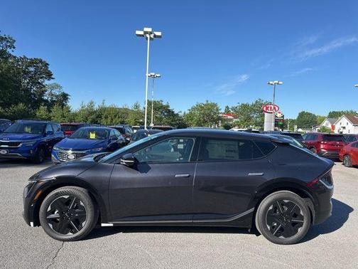 2025 Kia EV6 Wind