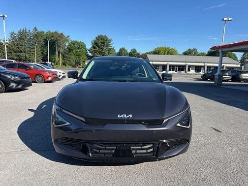 2025 Kia EV6 Wind