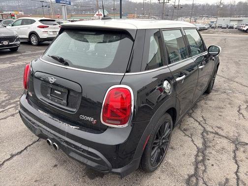2023 MINI Hardtop Cooper S