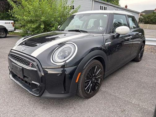 2023 MINI Hardtop Cooper S