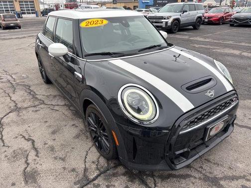 2023 MINI Hardtop Cooper S